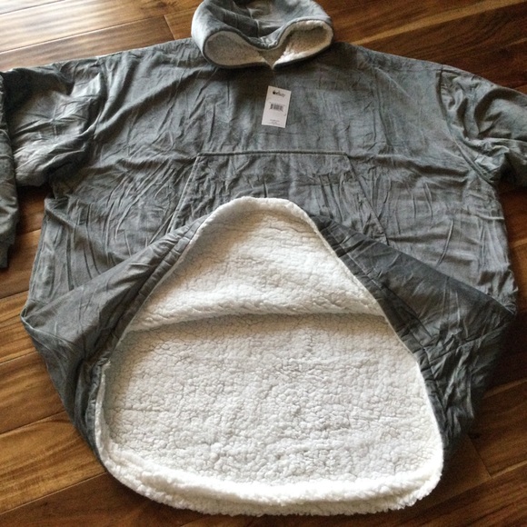 NWT  The Comfy Original The Blanket You Can Wear Unisex - Picture 6 of 6